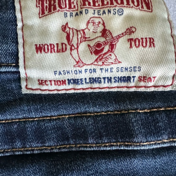 True religion shorts size 27 - Picture 3 of 6